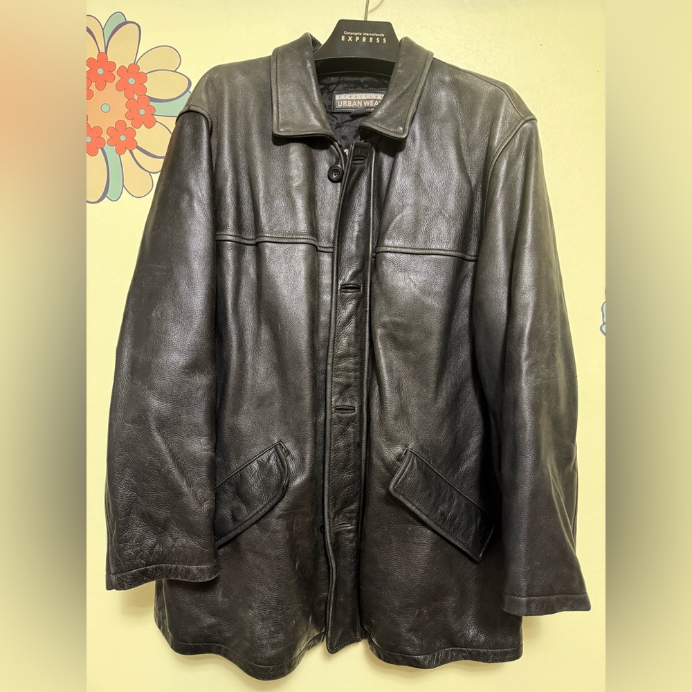 Men’s butter soft leather coat. Black leather, butter soft. Missing 2 buttons